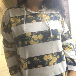 90’s Liz and Co striped floral long sleeve shirt with drawstring neckline size M